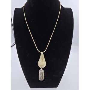 Vintage Gold Tone & Silver Tone Tassel Pendant Necklace Chain American Showcase‎